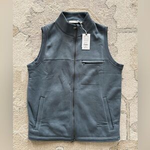 Tasc Men's Gray/Blue Vest